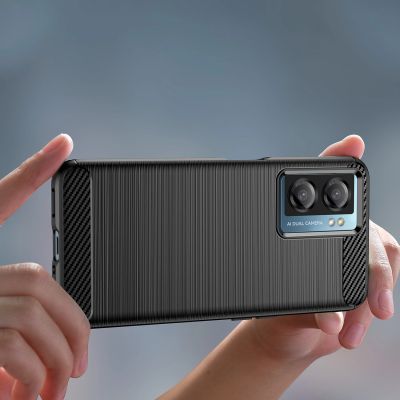 12. Carbon Case etui Xiaomi Poco F4 5G elastyczny silikonowy karbonowy pokrowiec czarne