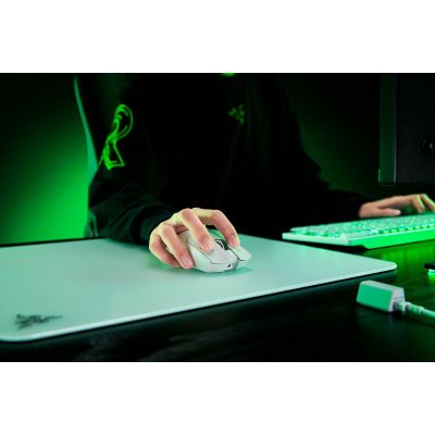 19. Bezprzewodowa mysz do gier e-sportowych Razer Viper V3 Pro - biała