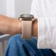 7. Pasek Tech-Protect Silicone na Apple Watch 44 / 45 / 46 / 49 mm - beżowy