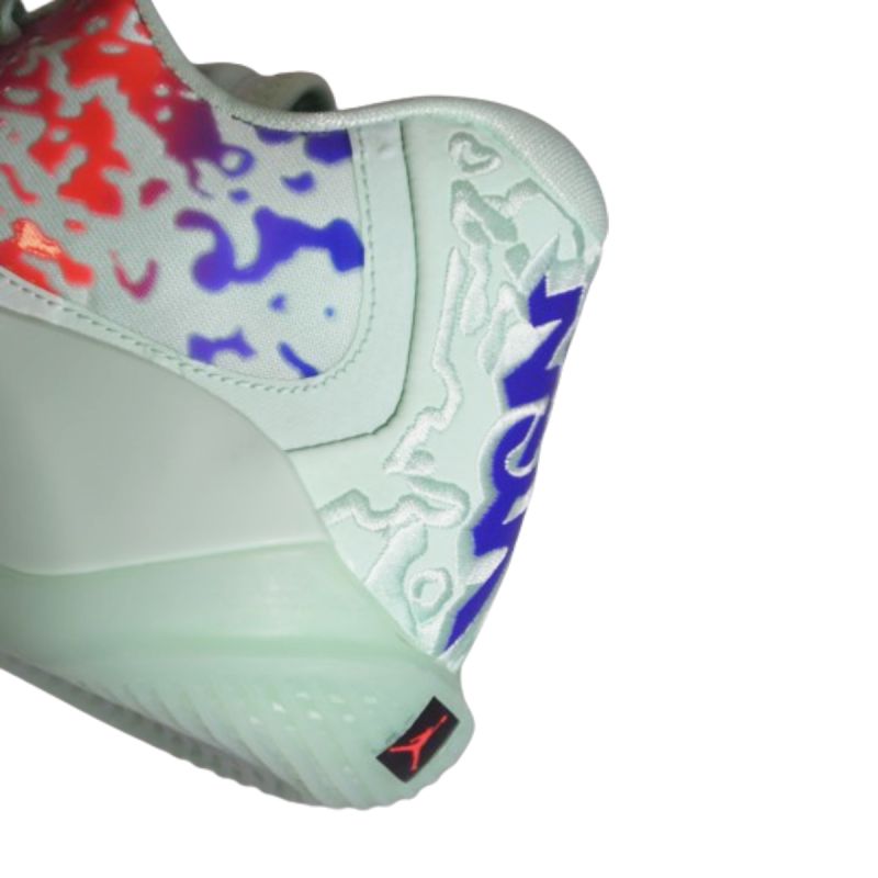 10. Buty do koszykówki Air Jordan Zion 3 Mud, Sweat & Tears - DR0675-300