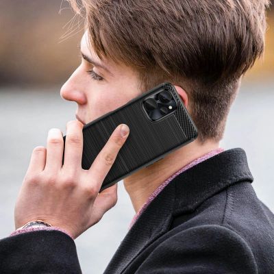8. Carbon Case etui do Realme 10 5G / Realme 9i 5G elastyczny silikonowy karbonowy pokrowiec czarne