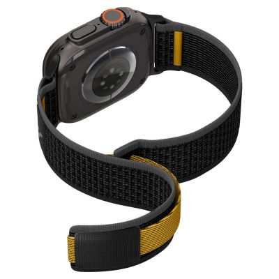 8. Pasek Spigen Athlex Air na Apple Watch 44 / 45 / 46 / 49 mm - czarny