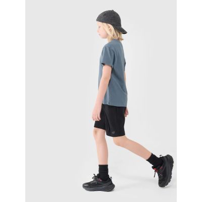 6. Spodenki dresowe chłopięce 4F 4FJWSS25TSHOM601-20S