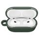 8. Etui Spigen Vault na AirPods Pro 3 - zielone