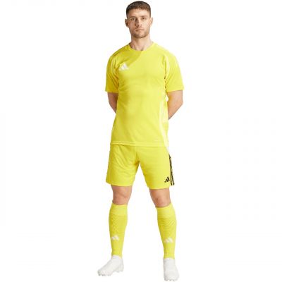4. Spodenki adidas Tiro 24 M IS1409