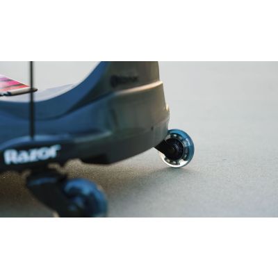 12. Razor CRAZY CART Shift Lightshow Lithium - Pojazd elektryczny do driftu