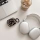8. Etui Tech-Protect Lamano na AirPods Pro 3 - czarno-brązowe