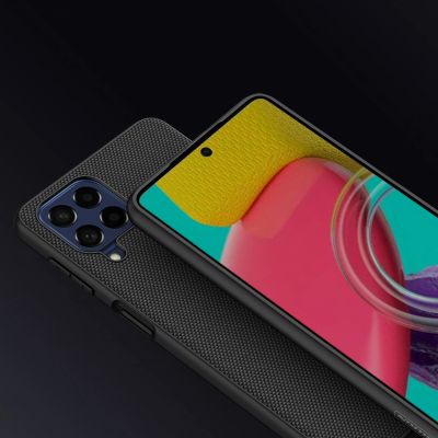9. Nillkin Textured Case wytrzymałe wzmocnione etui z żelową ramką i nylonem na tyle Samsung Galaxy M53 5G czarny