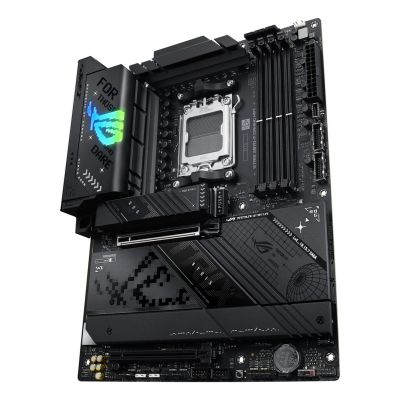 18. ASUS ROG STRIX X870-F GAMING WIFI AMD X870 Gniazdo AM5 ATX