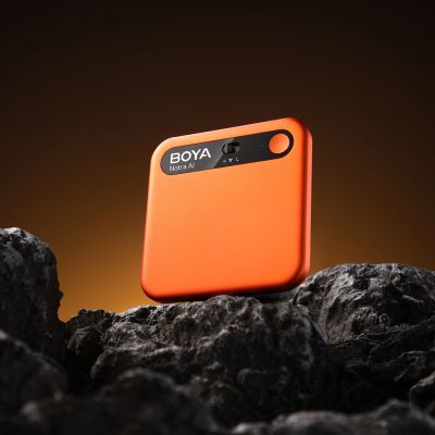 10. Rejestrator głosu BOYA Notra z transkrypcją AI - pomarańczowy