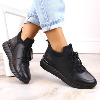 3. Skórzane półbuty Rieker W RKR611B czarne