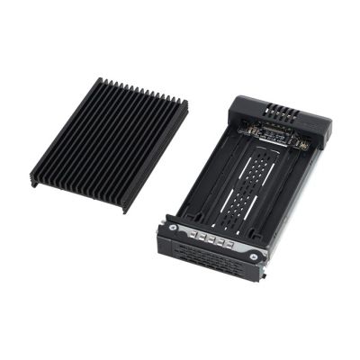 9. Mobilny stojak Icy Dock M.2 PCIe NVMe