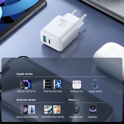 13. Ładowarka Joyroom JR-TCF21 sieciowa USB-C / USB-A 20W PD / QC 3.0 - biała