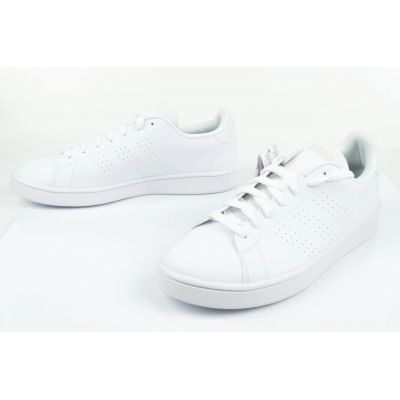 9. Buty adidas Advantage Base M EE7692