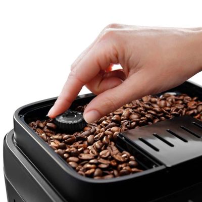2. Ekspres do kawy De’Longhi Magnifica ECAM290.51.B automatyczny, do espresso 1,8L