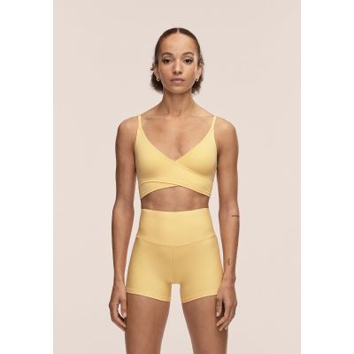 5. Legginsy treningowe damskie CASALL Ultra High Waist Hot Pant kolor żółty