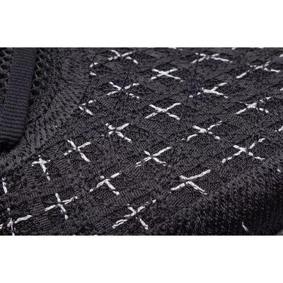 17. Buty Under Armour Velocity Wind 2 M 3024903-001
