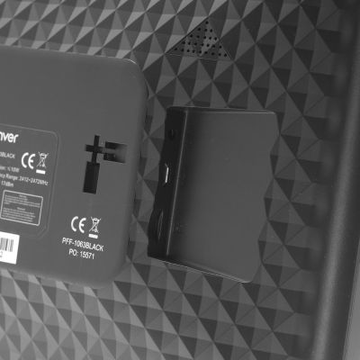 6. Ramka na zdjęcia Denver z FRAMEO 10.1" 16GB czarna