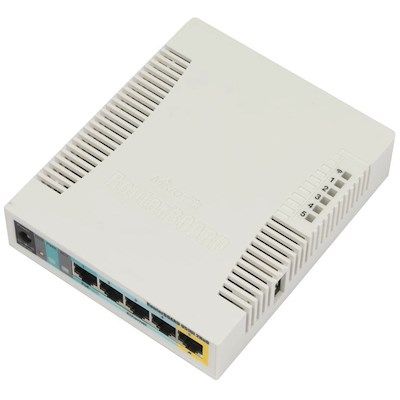 6. Router WiFi 4 Mikrotik RB951Ui-2HnD 2,4GHz(2x2) 5p