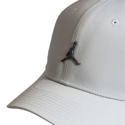7. Czapka z daszkiem Air Jordan Rise Structured Metal Jumpman Szara - HM5750-077