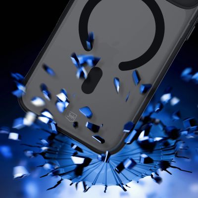 6. Etui 3mk Smoke MagCase na iPhone 17 Pro Max - czarne półprzezroczyste