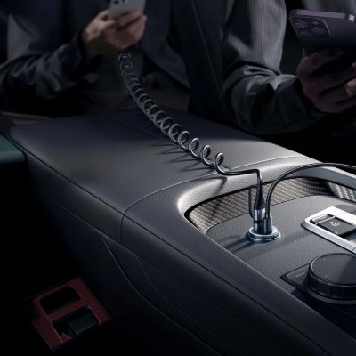 8. Mini ładowarka Joyroom JR-CCN04 60W USB-A USB-C - czarna