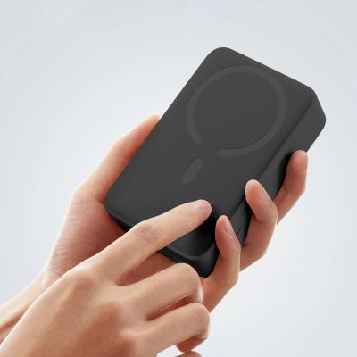 9. Powerbank magnetyczny Baseus EnerFill FM41 20000mAh 20W z kablem USB-C do USB-C 30cm - czarny
