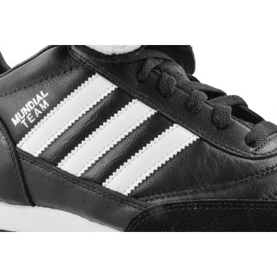 10. Buty piłkarskie adidas Mundial Team TF 019228