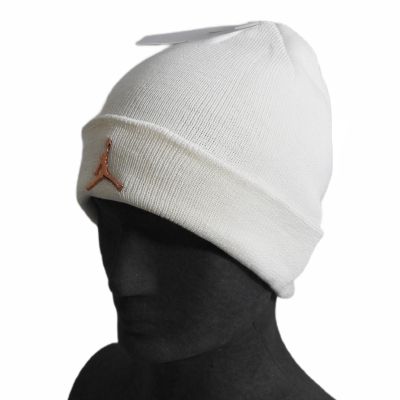 4. Czapka zimowa Air Jordan Cuffed Beanie White Biała - 9A0063-782