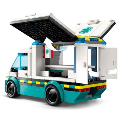 6. LEGO CITY 60451 Karetka pogotowia