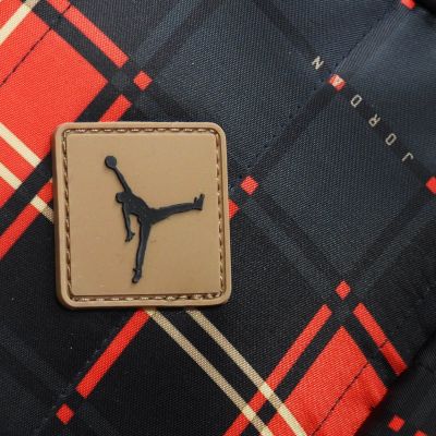 6. Plecak oryginalny sportowy do szkoły Jordan Quilted Mini Daypack - 7A0726-R69