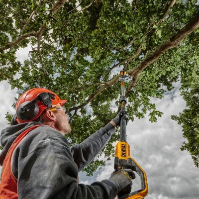 2. Pilarka łańcuchowa 18V DCMPS567N-XJ DEWALT