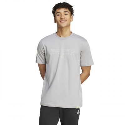 2. Koszulka adidas Tech Linear Graphic M IY0728