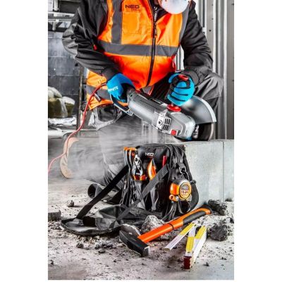 4. Szlifierka kątowa 2600W, tarcza 230 x 22.2 mm, obroty 6500 min?1