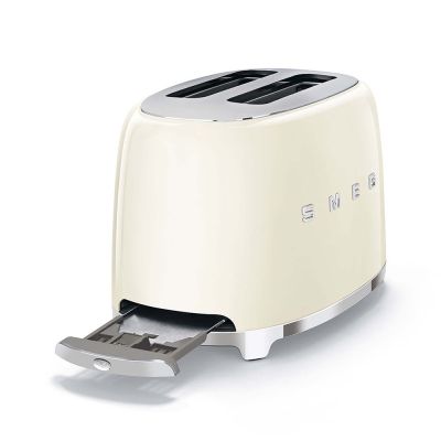 5. Toster SMEG TSF01CREU