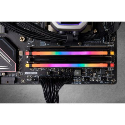 5. Corsair Vengeance RGB Pro CMW32GX4M2A2666C16 moduł pamięci 32 GB 2 x 16 GB DDR4