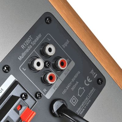 5. Głośniki Edifier Studio R1280T 2.0 sprzedaż detaliczna drewna