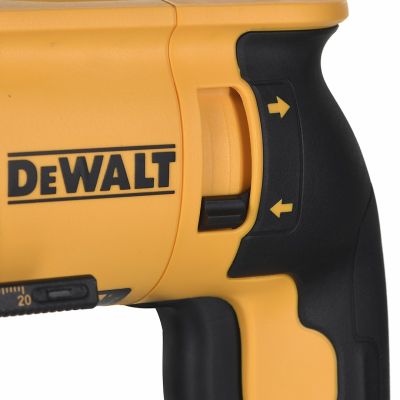 11. Młotowiertarka 800W 2,6J DeWalt D25133K