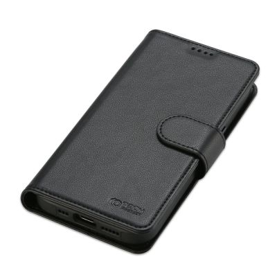 5. Etui Tech-Protect Wallet MagSafe na iPhone 12 / 12 Pro - czarne