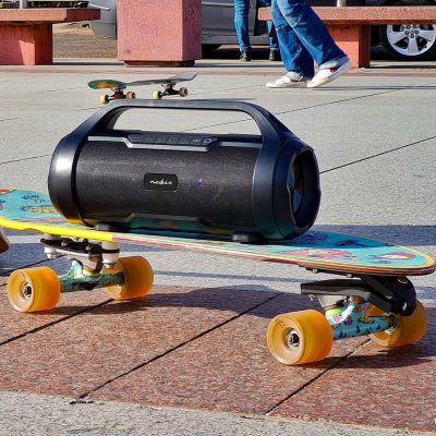 18. Głośnik Nedis Party Boombox 60W LED [60W/ 6Std Akku/ Bluetooth/ TWS/ LED]