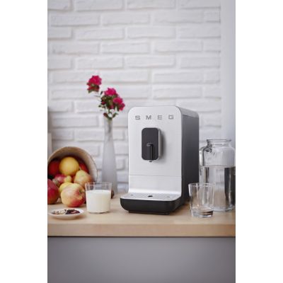 47. Smeg BCC11BLMEU ekspres do kawy Pełna automatyka Ekspres do espresso 1,4 l