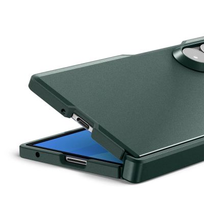 4. Etui Spigen Tough Armor Pro MagFit MagSafe na Samsung Galaxy Z Fold 8 Ultra - ciemnozielone