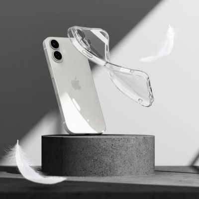 6. Etui Ringke Air na iPhone 17 - przezroczyste