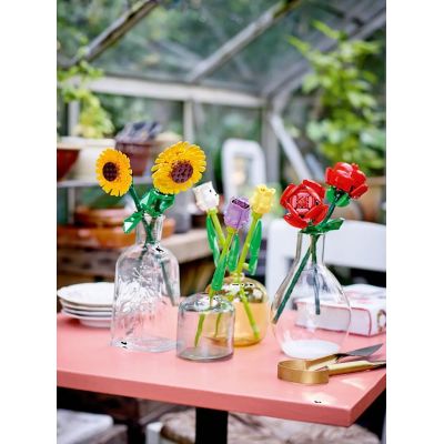 11. LEGO BOTANICALS 40524 Słoneczniki