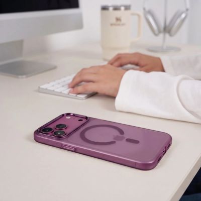6. Etui Tech-Protect MagZero MagSafe na iPhone 17 Pro Max / 18 Pro Max - burgundowe matowe
