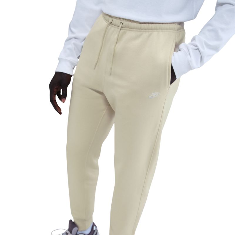 3. Spodnie męskie Nike Club BB Jogger kremowe FN3787 229