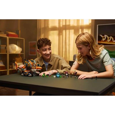 8. LEGO DREAMZzz 71515 Tiger shark tank