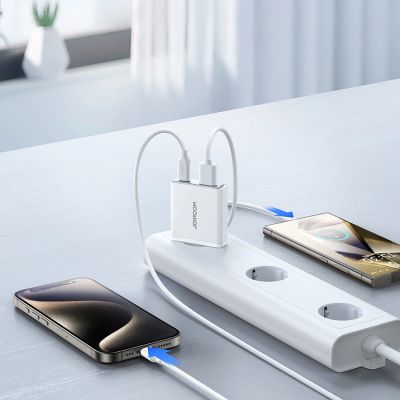 9. Ładowarka sieciowa Joyroom JR-TCF14 20W USB-A USB-C supercienka - biała