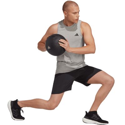 10. Spodenki adidas Train Essentials Woven M IC6976