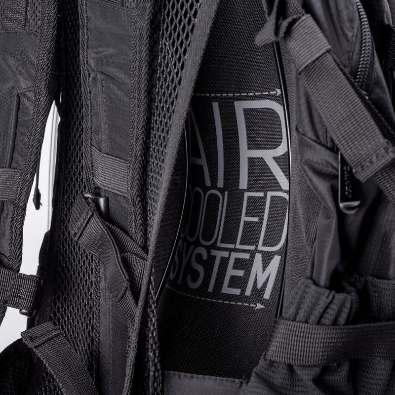 16. Plecak Hi-Tec V-Lite 24 92800556093